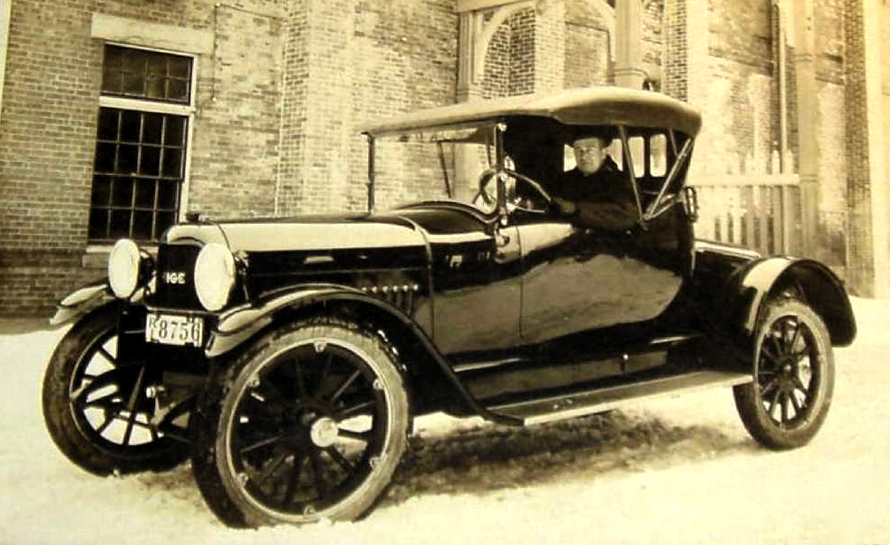 1915_Paige_Meadowbrook
